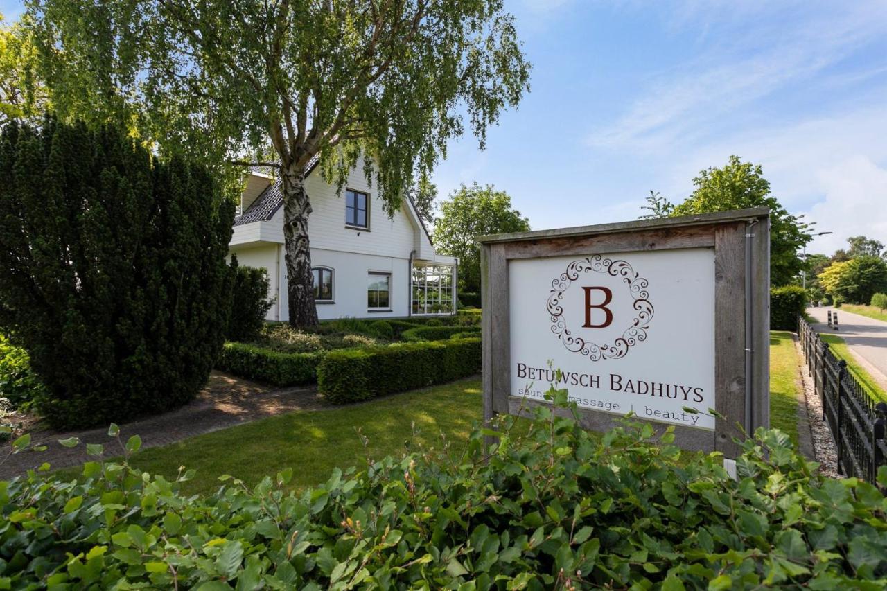 Bed and Breakfast Betuwsch Badhuys Lienden Exteriér fotografie